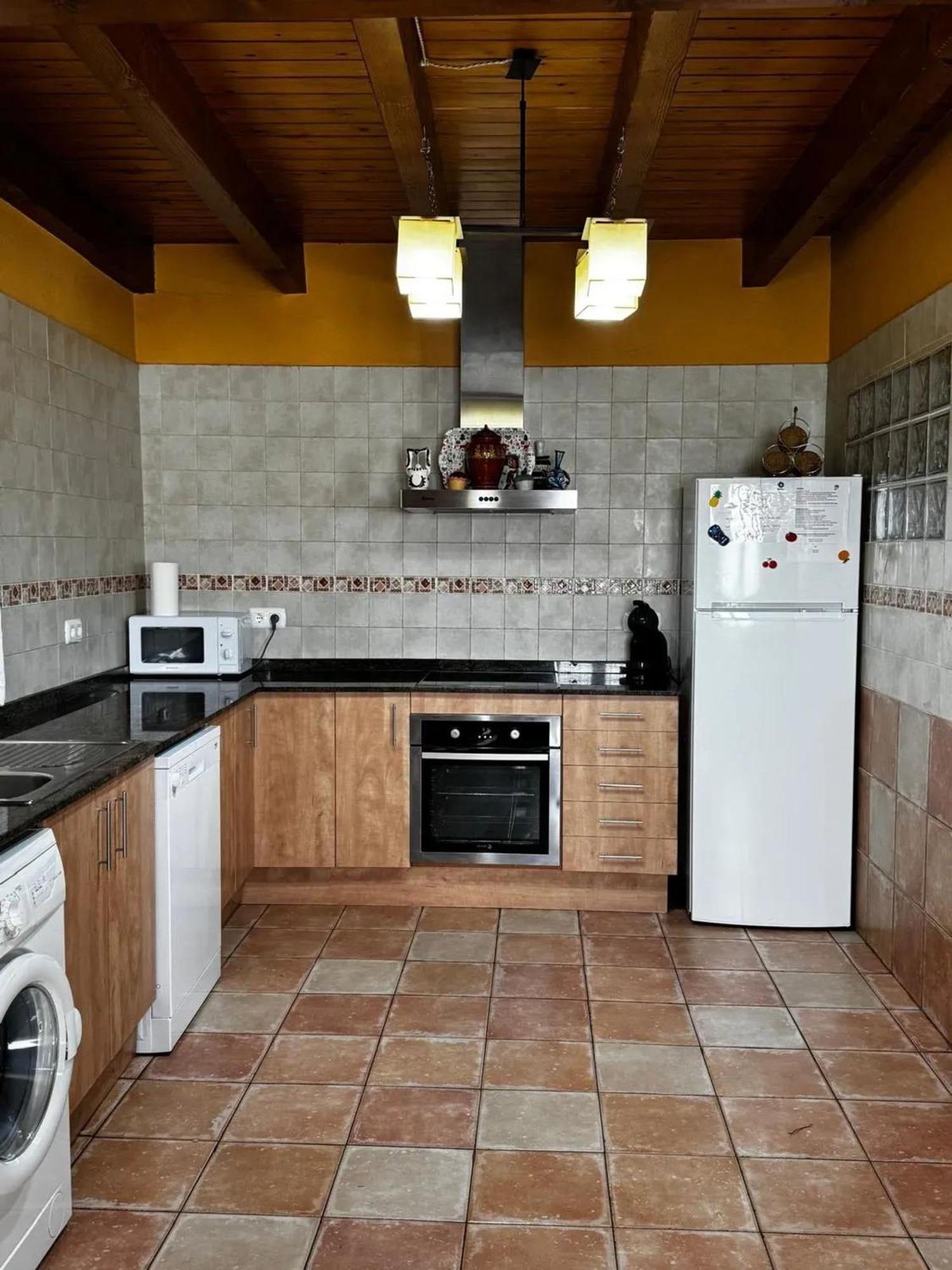 Spacious House In Ogassa With Terrace And Bbq Eksteriør bilde